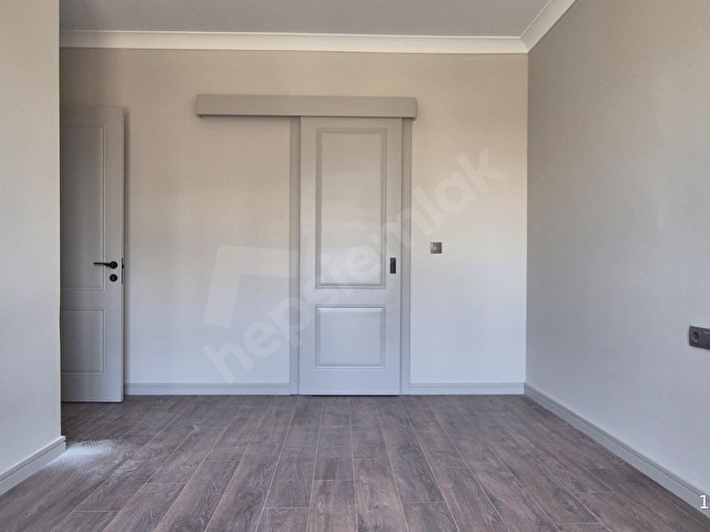 BİENSTEN GÜVENLİKLİ BALKONLU ÖNÜ AÇIK SATILIK 2+1 DAİRE - Görsel 26