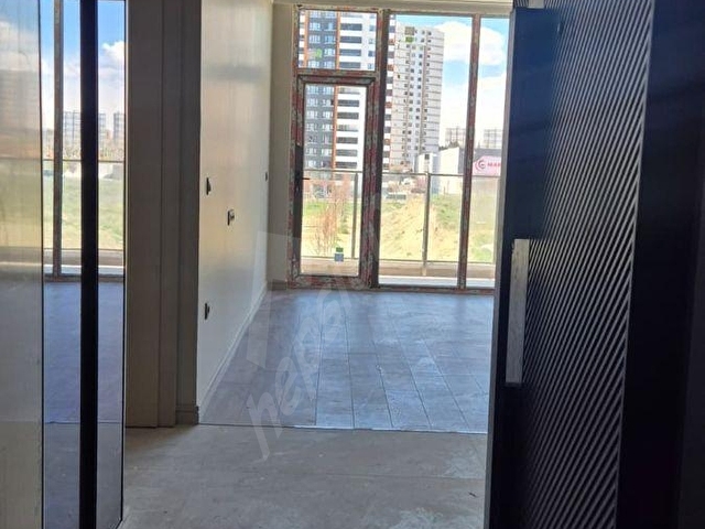 BİENSTEN GÜVENLİKLİ BALKONLU ÖNÜ AÇIK SATILIK 2+1 DAİRE - Görsel 11