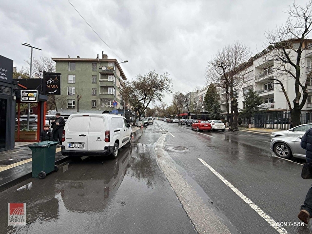 TUNUS CADDESİNİN HAREKETLİ YERİNDE GENİŞ VE TEMİZ KİRALIK OFİS - Görsel 29