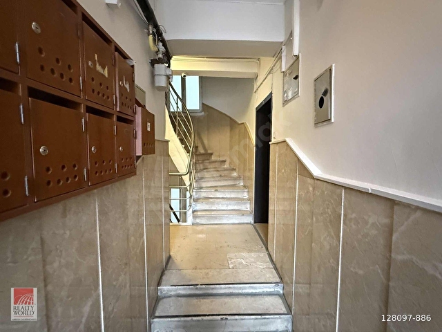 TUNUS CADDESİNİN HAREKETLİ YERİNDE GENİŞ VE TEMİZ KİRALIK OFİS - Görsel 25