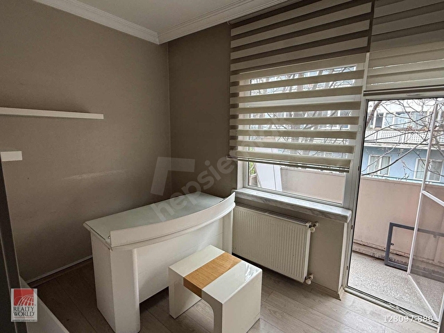 TUNUS CADDESİNİN HAREKETLİ YERİNDE GENİŞ VE TEMİZ KİRALIK OFİS - Görsel 8