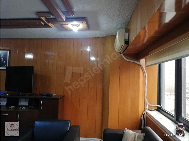 Ankara Sıhhiye Merkezde Balıkçıoğlu İş Hanı Katta Ön Cephe 4 Bölüm 95 M2 Kiralık Asansörlü Büro - Görsel 24