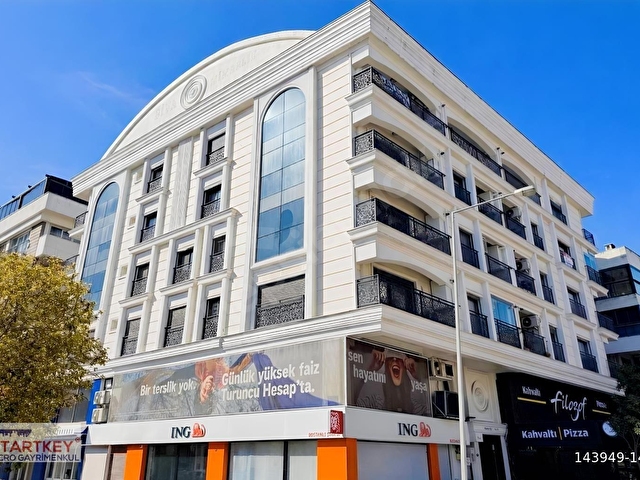 Bostanlı Gastronomi Sokağı / Otoparklı / 3+1 Arakat Daire / Acil
