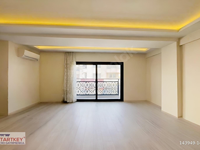 Bostanlı Gastronomi Sokağı / Otoparklı / 3+1 Arakat Daire / Acil - Görsel 2