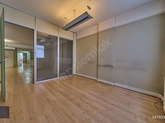BEŞEVLER CADDE ÜSTÜ KOMPLE KİRALIK BİNA - Görsel 7