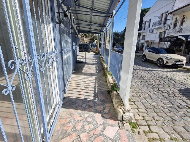 ATA35 EMLAK ŞEHİR MERKEZİNDE GENİŞ CEPHELİ DENİZ GÖREN İŞ YERİ - Görsel 10