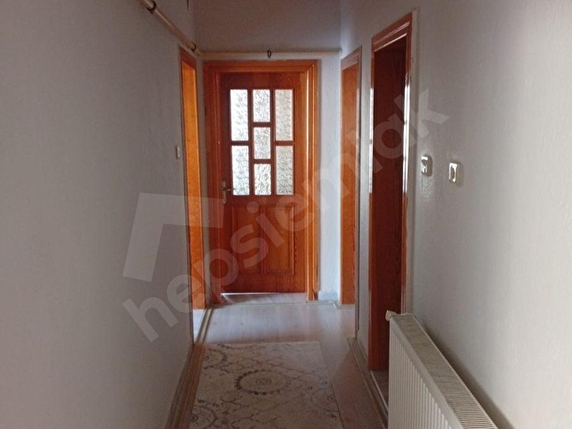2+1 EŞYALI KİRALIK DAİRE BOSNANIN MERKEZİNDE GENÇLİK MERKEZİ YANI ARA KAT BİREYSEL KOMBİLİ - Görsel 13
