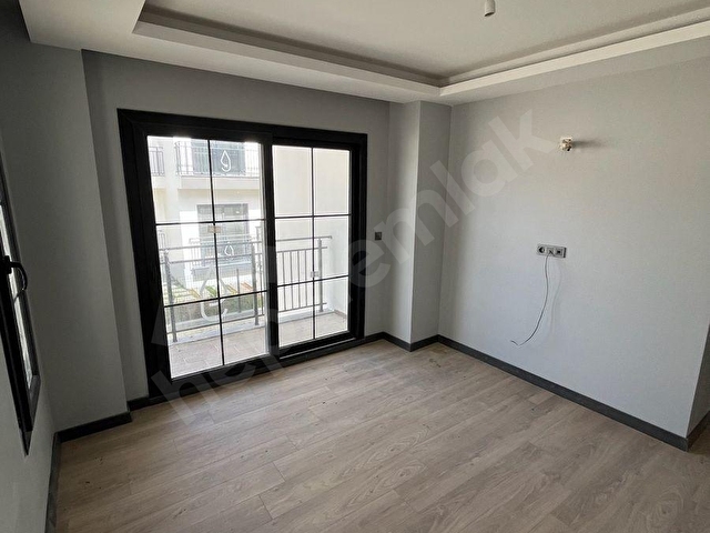 EVORADAN SARIÇAM ÇINARLIDA VİLLA KONSEPTİNDE KİRALIK 1+1 LÜX DAİRE - Görsel 14