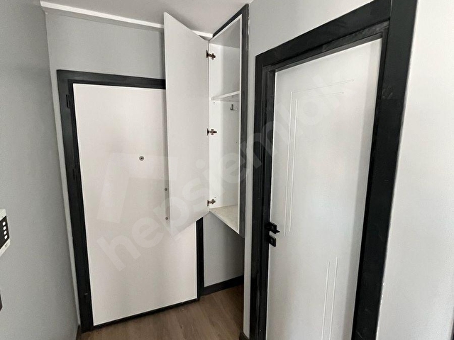 EVORADAN SARIÇAM ÇINARLIDA VİLLA KONSEPTİNDE KİRALIK 1+1 LÜX DAİRE - Görsel 20