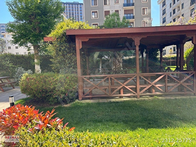 Erenköy Feza Sitesi’nde, merkezi konumda yer alan ferah 3+1 kiralık daire. - Görsel 8