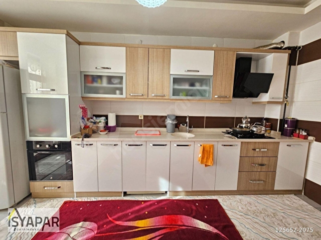 ABDÜLHAMİD HAN CADDESİNE YAKIN GENİŞ CEPHESİ AÇIK 3+1 DAİRE - Görsel 14