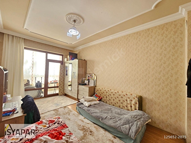 ABDÜLHAMİD HAN CADDESİNE YAKIN GENİŞ CEPHESİ AÇIK 3+1 DAİRE - Görsel 29