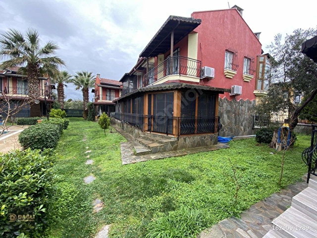 DAĞLI GAYRİMENKULDEN 3+1 Havuzlu Site İçi Fırsat Villa - Görsel 8