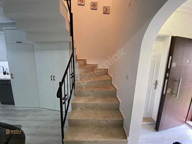 DAĞLI GAYRİMENKULDEN 3+1 Havuzlu Site İçi Fırsat Villa - Görsel 14