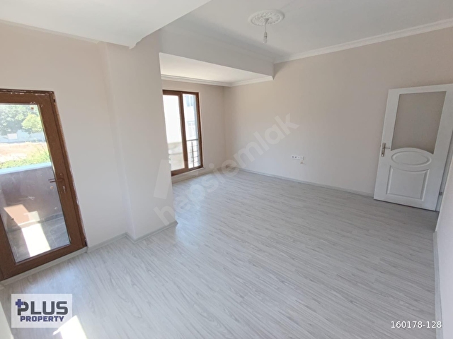 ORHANGAZİ MAHDE GENİŞ M2Lİ 3 BALKONLU FIRSAT SATILIK 3+1 DAİRE - Görsel 2
