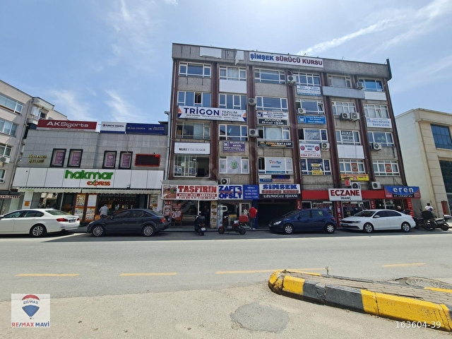 ÇARŞI MERKEZDE DEPREM MÜZESİ KARŞISI 35 M² SATILIK 1+0 OFİS - Görsel 4