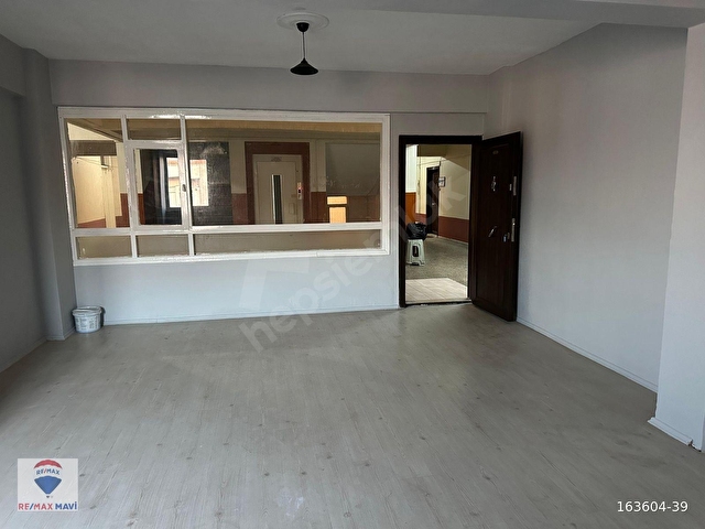 ÇARŞI MERKEZDE DEPREM MÜZESİ KARŞISI 35 M² SATILIK 1+0 OFİS - Görsel 22