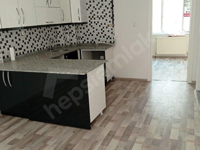 KİRALIK 1+1 ARAKAT 3 YILLIK BİNA - Görsel 5