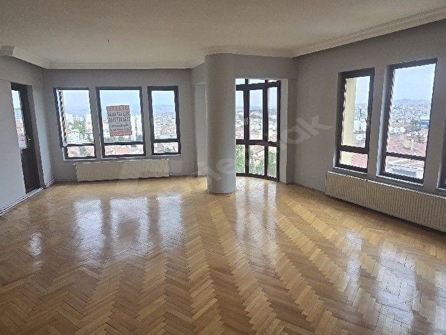 GAZİOSMANPAŞA TURGUTLU SOKAK 1 KAT 3+1 170M ÇİFT BANYO MANZARALI - Görsel 3