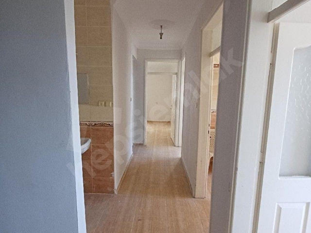 AKASYA MAHALLESİNDE SATILIK YÜKSEK GİRİŞ DAİRE - Görsel 12