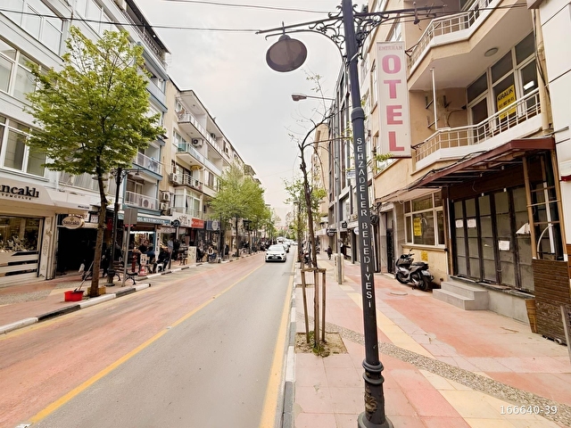 KUYUMCULAR ÇARŞISININ TAM KALBİNDE TABELA DEĞERİ YÜKSEK DAİRE - Görsel 16