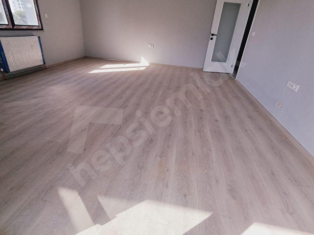 pendik batı mahallesinde sıfır 3+1 manzaralı daire - Görsel 5