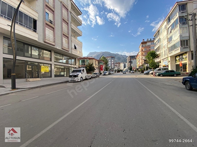 ALİ TOSUNDAN İŞLEK CADDE ÜZERİ ŞEHRİN KALBİNDE YÜKSEK CİROLU DEVREN KİRALIK MARKET - Görsel 25