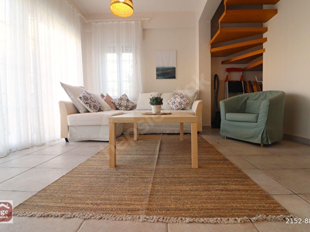 Alaçatı Göbene Mevkiinde Havuzlu Butik Sitede Dubleks Villa - Görsel 15