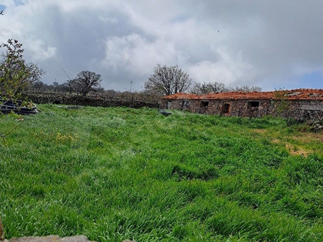 Manisa Yunusemre Sarıahmetlide İzmire Yakın Satılık Taş Duvar Kargir ev ve Dam - Görsel 20