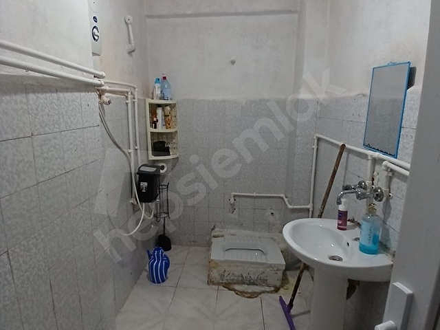 ŞEHRİN MERKEZİNDE KÖŞE BİNADA TERASLI DAİRE - Görsel 3