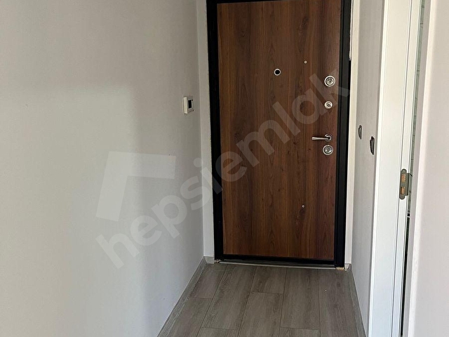 TRAMVAYA YÜRÜME MESAFESİ KİRALIK 1+1 - Görsel 8