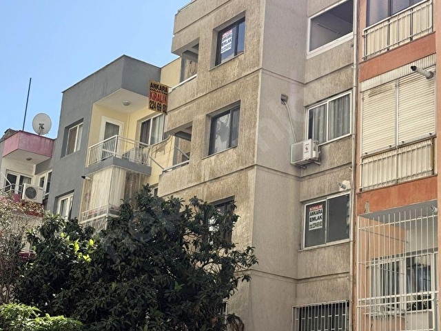 ÜÇKUYULAR MERKEZİ YERDE 3+1 - Görsel 16