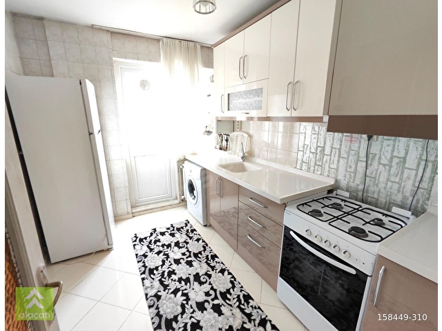 GÖLBAŞI BAHÇELİEVLERİN ÇARŞI MERKEZİNDE, TERASLI VE FERAH 2+1 SATILIK DAİRE - Görsel 4