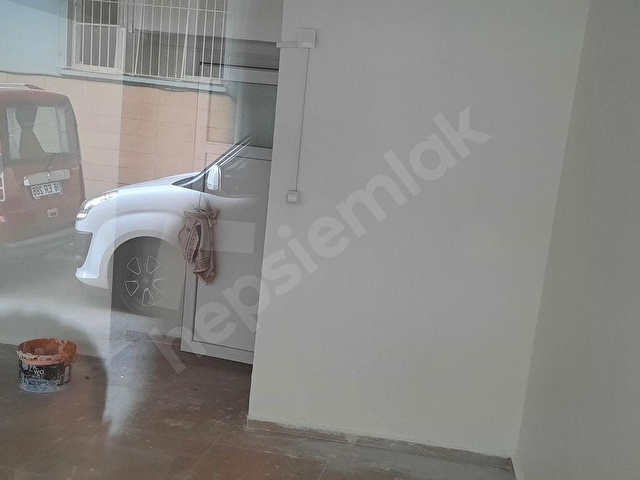 BOZYAKA HASTANESİ GİRİŞ KAPISI KARŞINDA CAD.YE 10m. BACALIDÜKAN - Görsel 5
