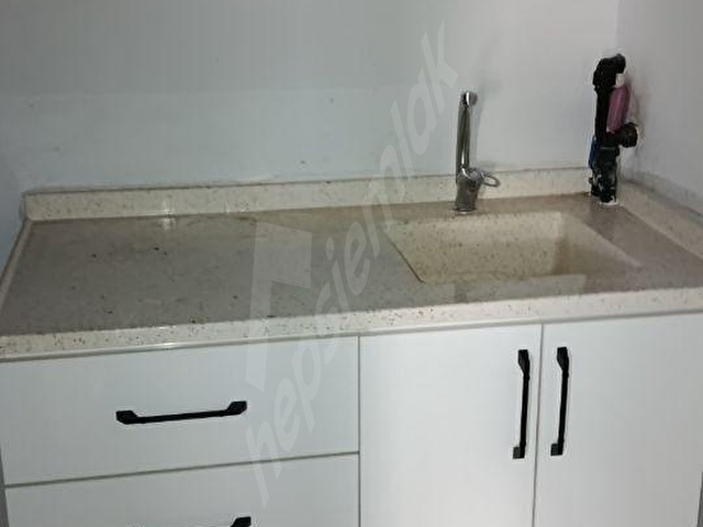 FORA EMLAKTAN KUCUKESAT AKAY CADDESİNDE KİRALİK DUKKAN - Görsel 4