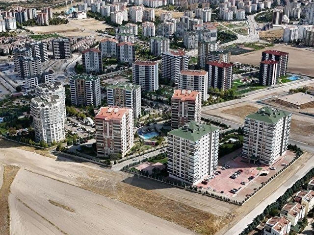 Emlakçı Nevzattan Susuz Belörende 302 m2 kök tapu - Görsel 5
