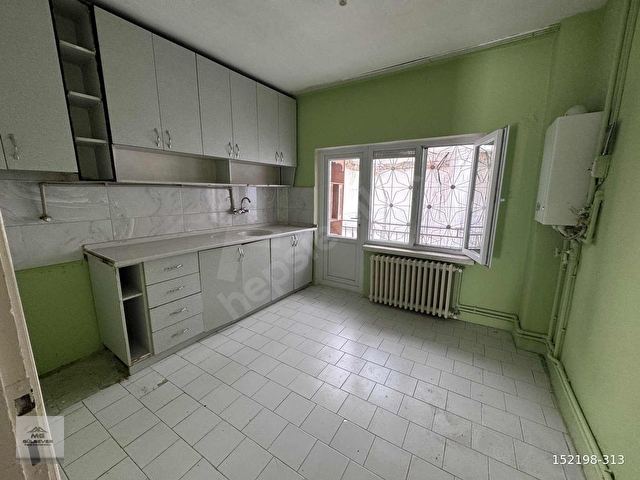 EMEK MAHALLESİ ERTAŞ CADDESİ YAKINI KİRALIK 2+1 DAİRE