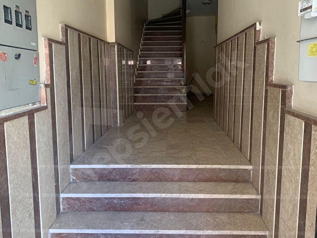 ÇARŞI MERKEZDE EŞYALI ABONELİKLERİ AÇIK DAİRE - Görsel 21