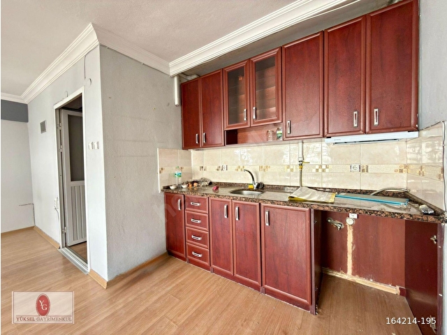YÜKSELDEN HARİKA KONUMDA ÖN CEPHE DENİZE 300 M SATILIK 2+1 DAİRE - Görsel 2