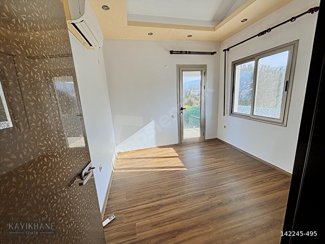 Urla Özbek Akkum Mevkiinde 3+1 Kiralık Villa - Görsel 27