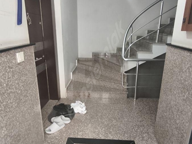 YAMANEVLER MERKEZde YÜKSEK GİRİŞ 1+1 60M2 FERAH DAİRE - Görsel 5