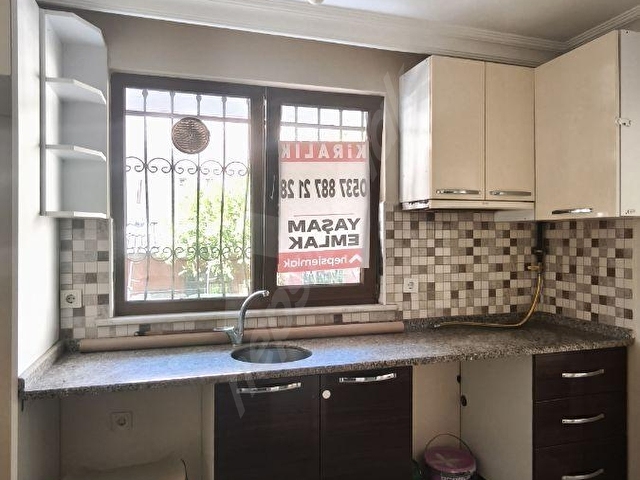 YAMANEVLER MERKEZde YÜKSEK GİRİŞ 1+1 60M2 FERAH DAİRE - Görsel 9