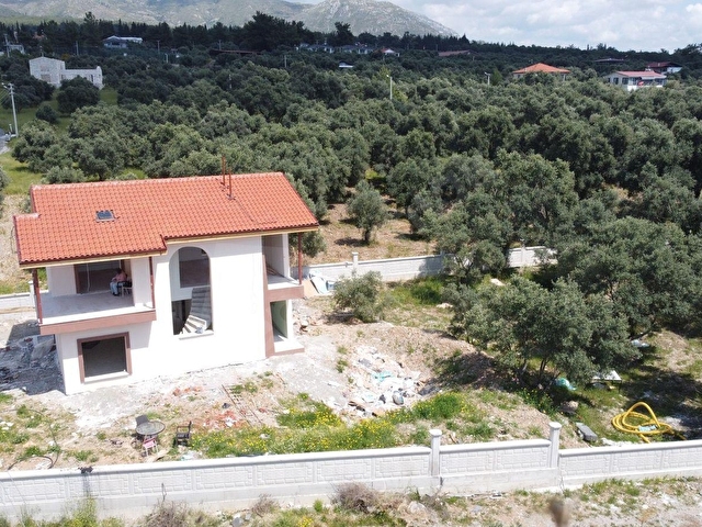 KÖYCEĞİZ ZEYTİNALANI SATILIK BAHÇELİ  EV