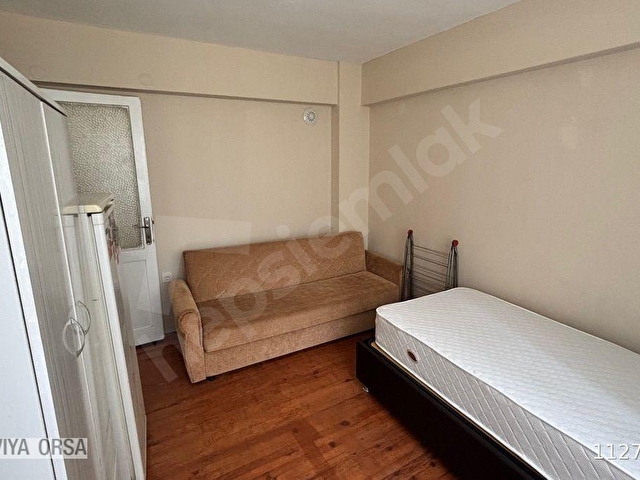 Bornova Küçükpark da 2+1 75M2 Eşyalı Kiralık Daire Klima ile ısınma - Görsel 14