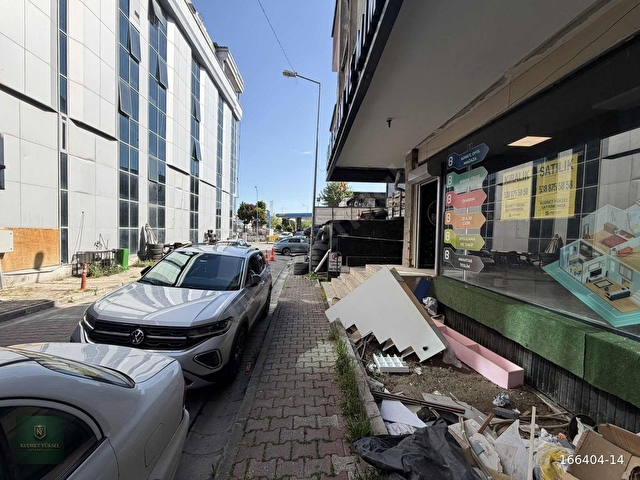 KUDRET YÜKSEL den İYİ KONUM YATIRIMLIK DÜKKAN