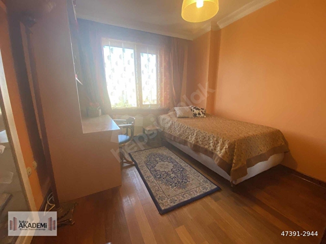 EMLAKLAR BÖLGESİNDE SATILIK 5+1 ÖZEL TASARIM TRİBLEKS DAİRE - Görsel 24
