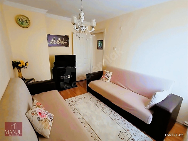 BORNOVA MERKEZİ KONUM FULL EŞYALI 2+1 KİRALIK DAİRE - Görsel 24