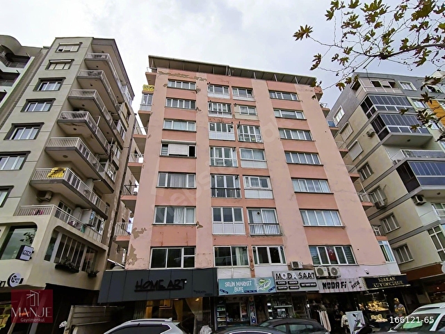 BORNOVA MERKEZİ KONUM FULL EŞYALI 2+1 KİRALIK DAİRE