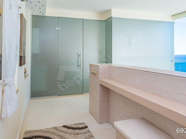 Kalkanda Denize 60 Metre Uzaklıkla Eşsiz Bir Villa - Görsel 22