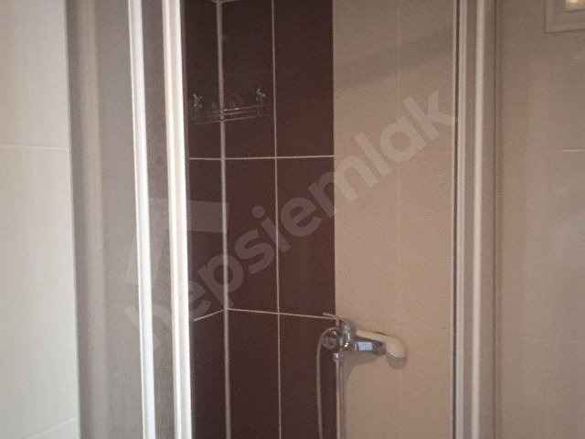 EDİRNE ATATÜRK MAHALLESİNDE MÜKEMMEL KONUMDA EŞYALI GENİŞ 1+1 DAİRE - Görsel 18
